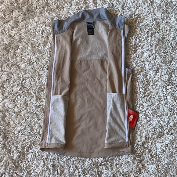 NWT The North Face Lightweight Vest, XXS - Picture 4 of 13